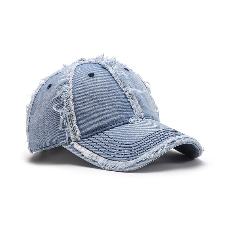 Gorra de béisbol de algodón de mezclilla desgastada con diseño moderno y detalles deshilachados