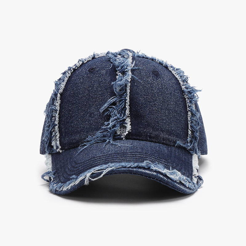 Gorra de béisbol de algodón en denim rasgado con diseño moderno y casual para un look diario