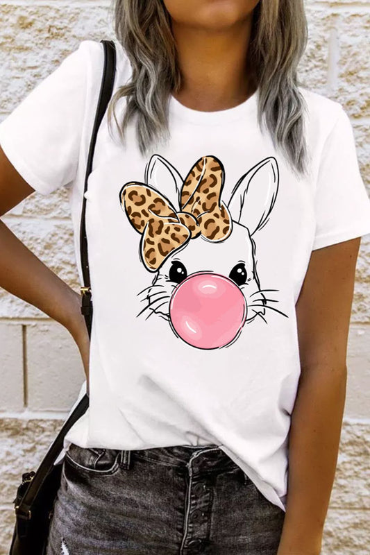 Camiseta estampado conejo con diseño de conejo y lazo de leopardo para un estilo divertido