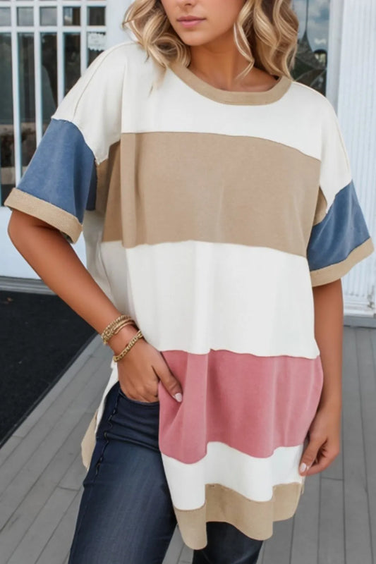 Camiseta túnica mujer de rayas en tonos neutros y con bolsillo para un estilo cómodo y moderno