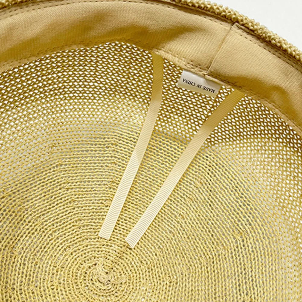 Sombrero de paja con hebilla con diseño elegante y cómodo, ideal para días soleados
