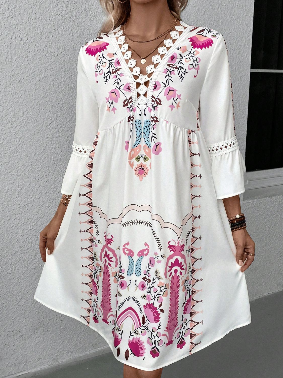 Vestido estampado mujer elegante de Trendsi con mangas y diseño floral vibrante